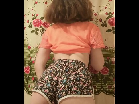 ❤️ سیکسی نوجوان بیب کیمرے پر اپنی شارٹس اتار رہی ہے۔ ❌  مقعد ویڈیو پر ur.punkbass.ru ️❤